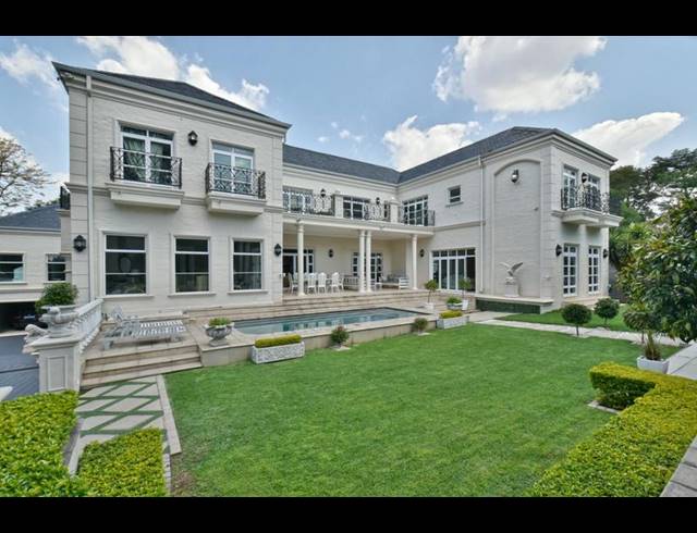 6 BEDROOM HOUSE FOR SALE IN BRYANSTON